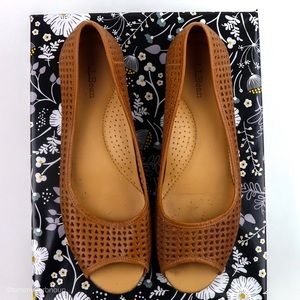 L.L. BEAN LEATHER Peep Toe Flats Brown Size 8.5M